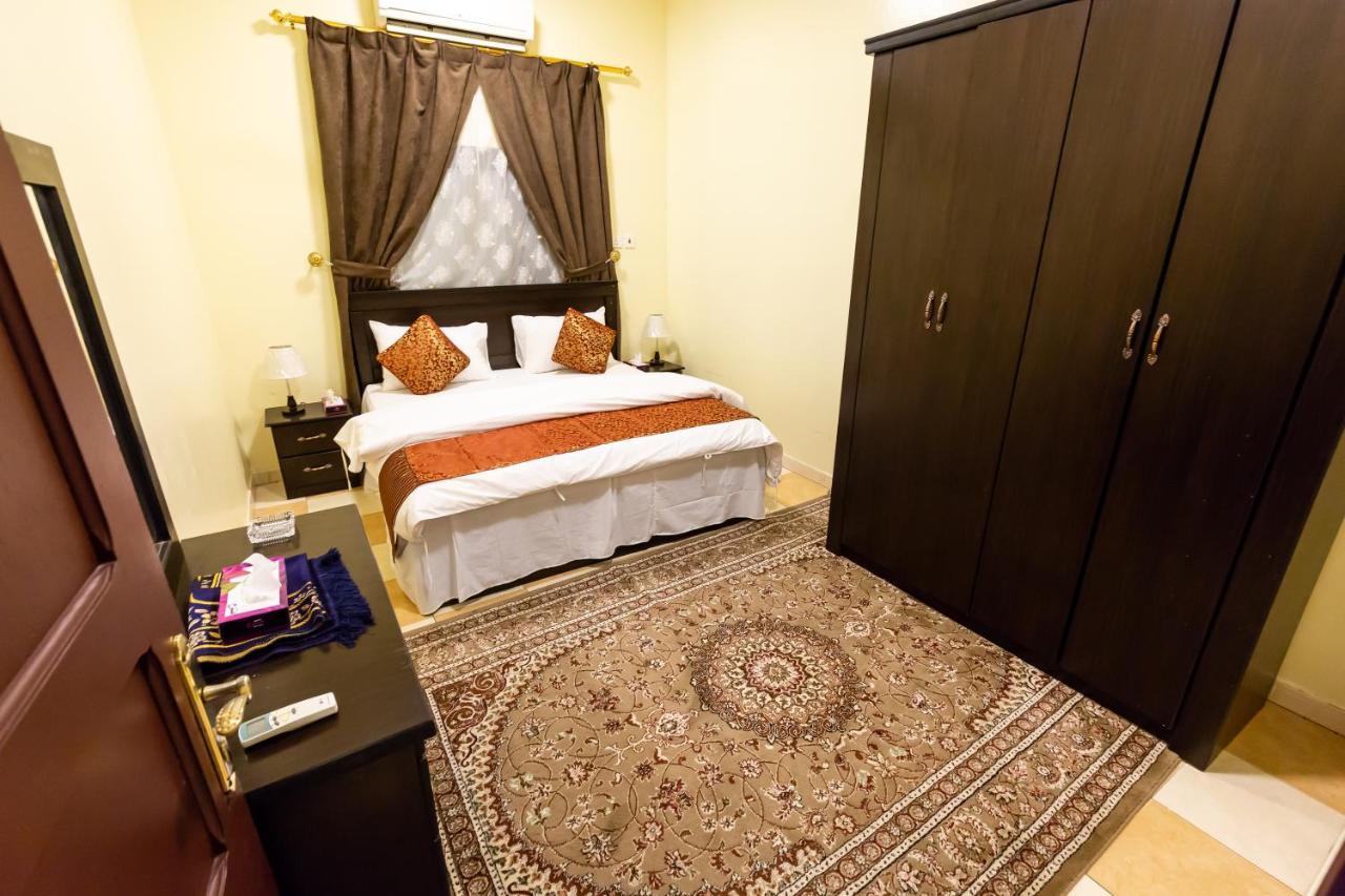 Al Eairy Furnished Apartments - Al Bahah 4 외부 사진