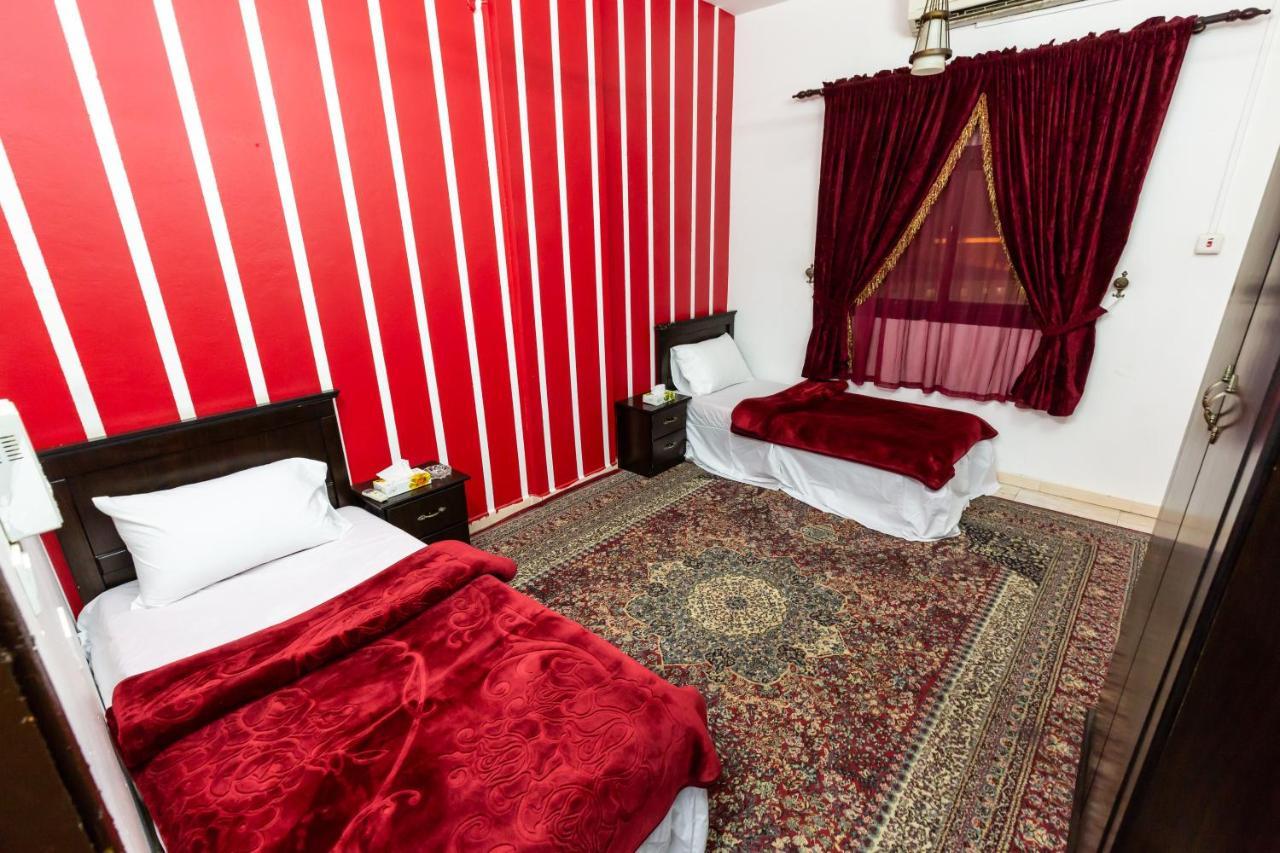 Al Eairy Furnished Apartments - Al Bahah 4 외부 사진